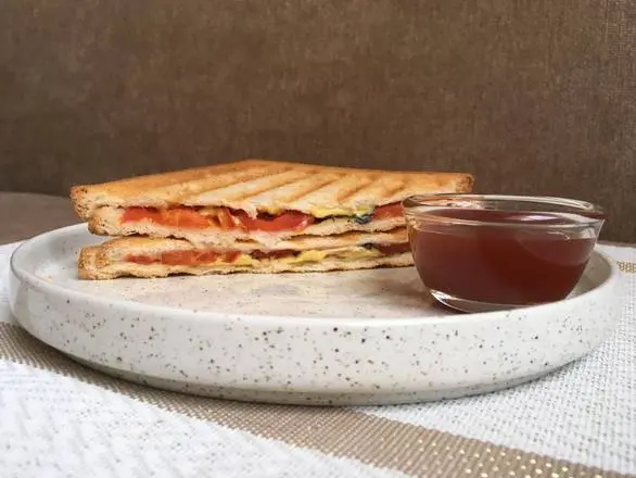 Tomato & Cheese Sandwich